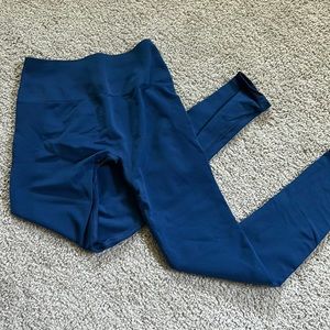 Alphalete amplify leggings OG